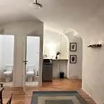 Gate Of Dawn By Kliefs - Virtual Check-in Hostel Βίλνιους